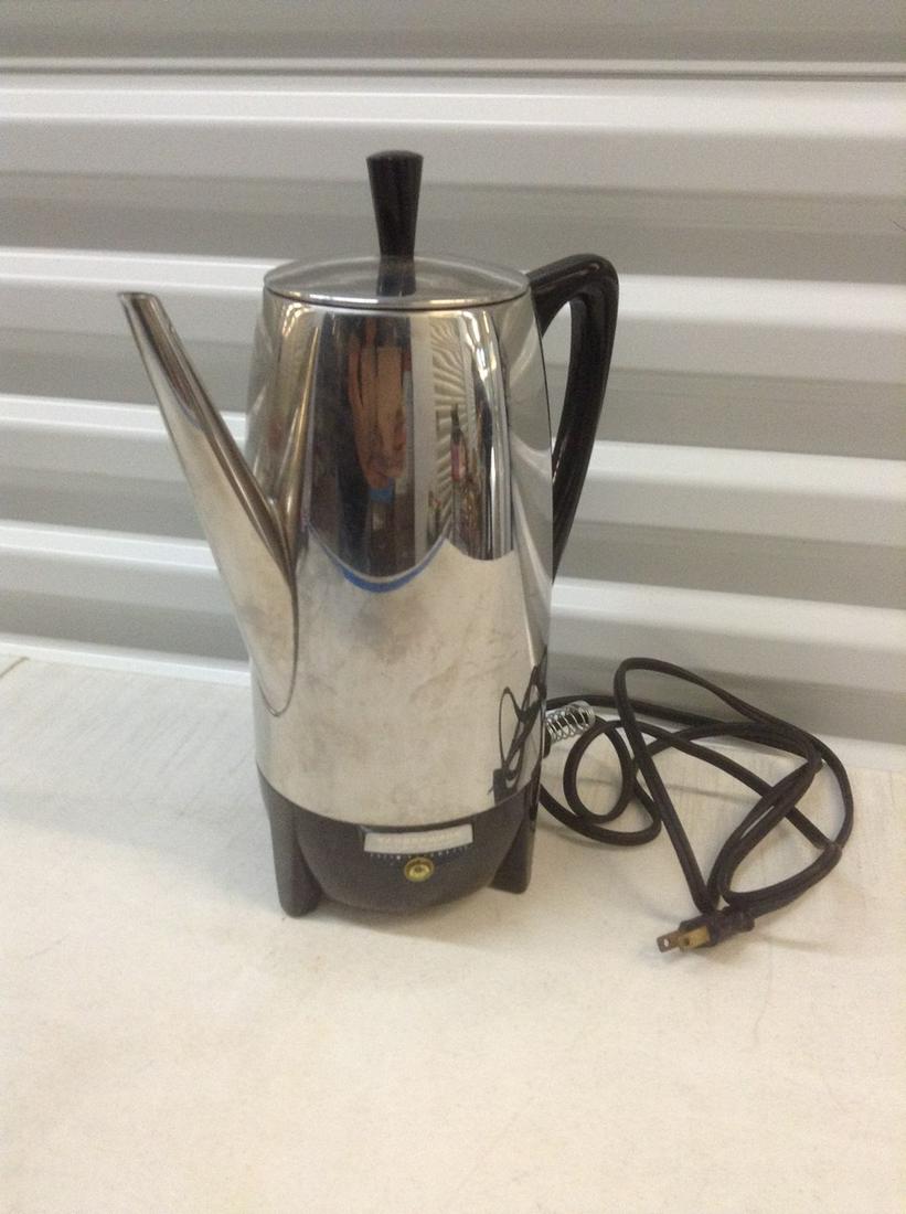 Vintage Farberware Electric CoffeePot with cord: Vintage Farberware Electric CoffeePot with cord