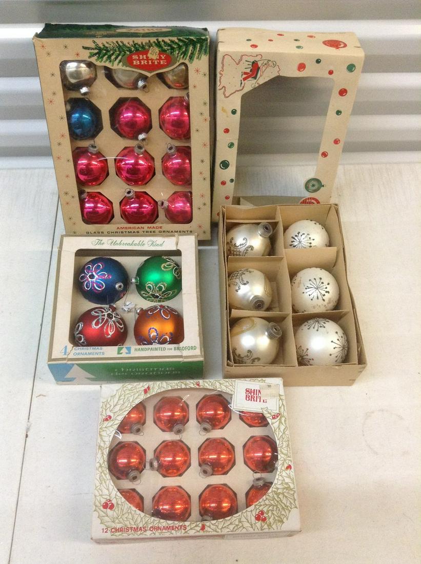 Vintage Shiny Brite, West Germany and other vintage: Vintage Shiny Brite, West Germany and other vintage ornaments in boxes