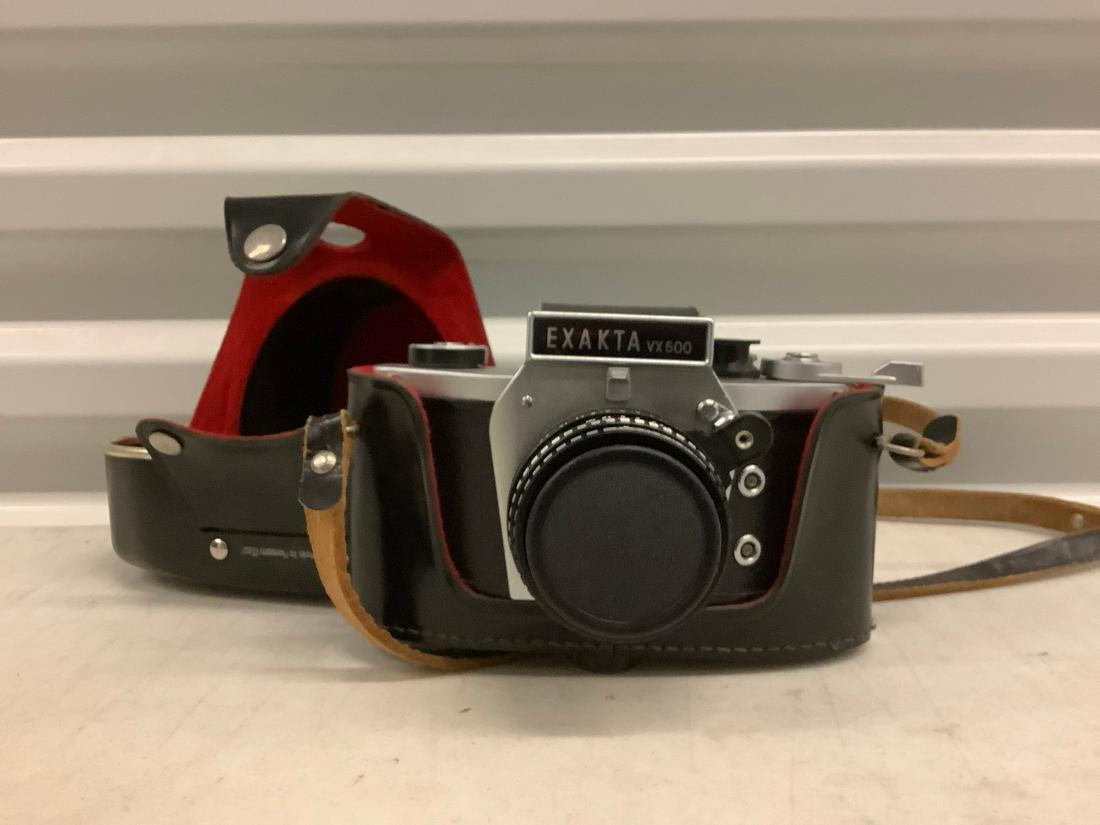 Exakta model vx 500 camera (1 of 1)