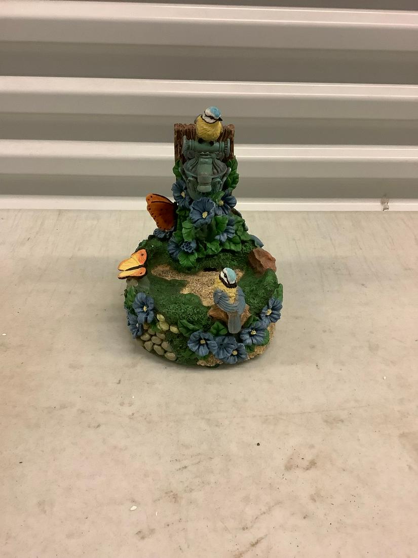 Battery operated natural waterfall fountain (1 of 1)