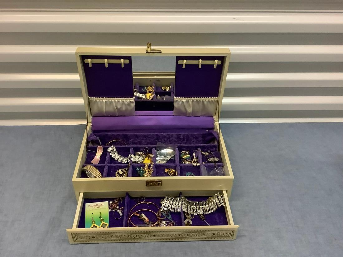 Jewelry Box Full of Costume Jewelry: Jewelry Box Full of Costume Jewelry