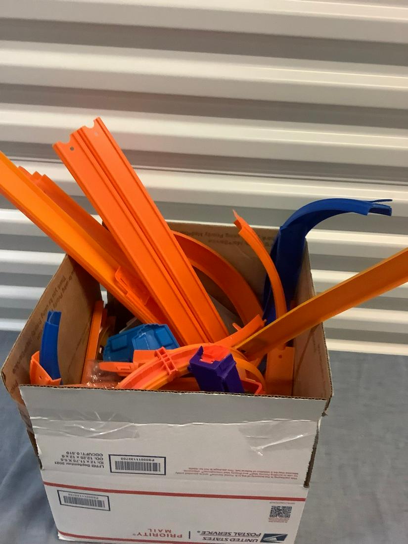 Lot of Hot Wheels Tracks (1 of 1)