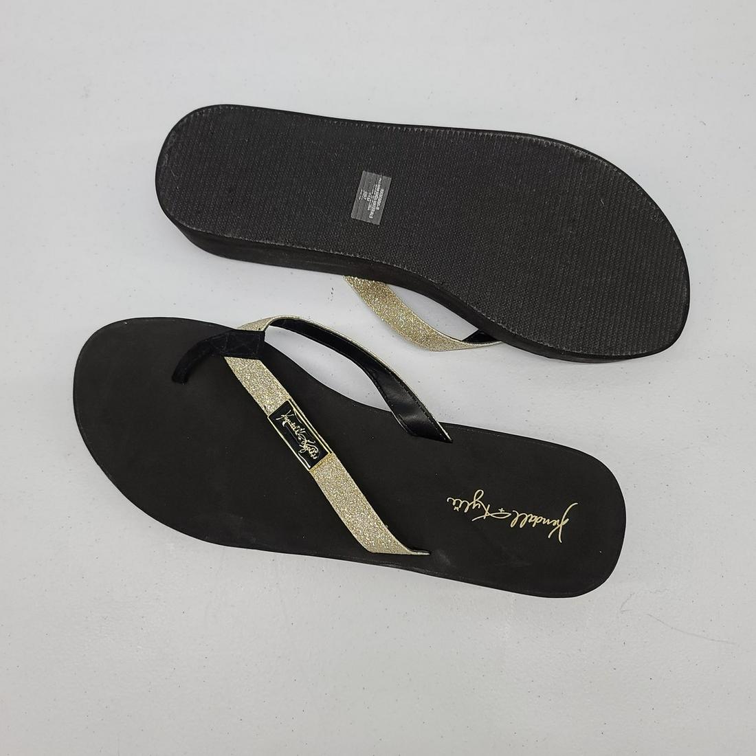 Kendall & Kylie Branded Sandals Sz 11 (1 of 1)