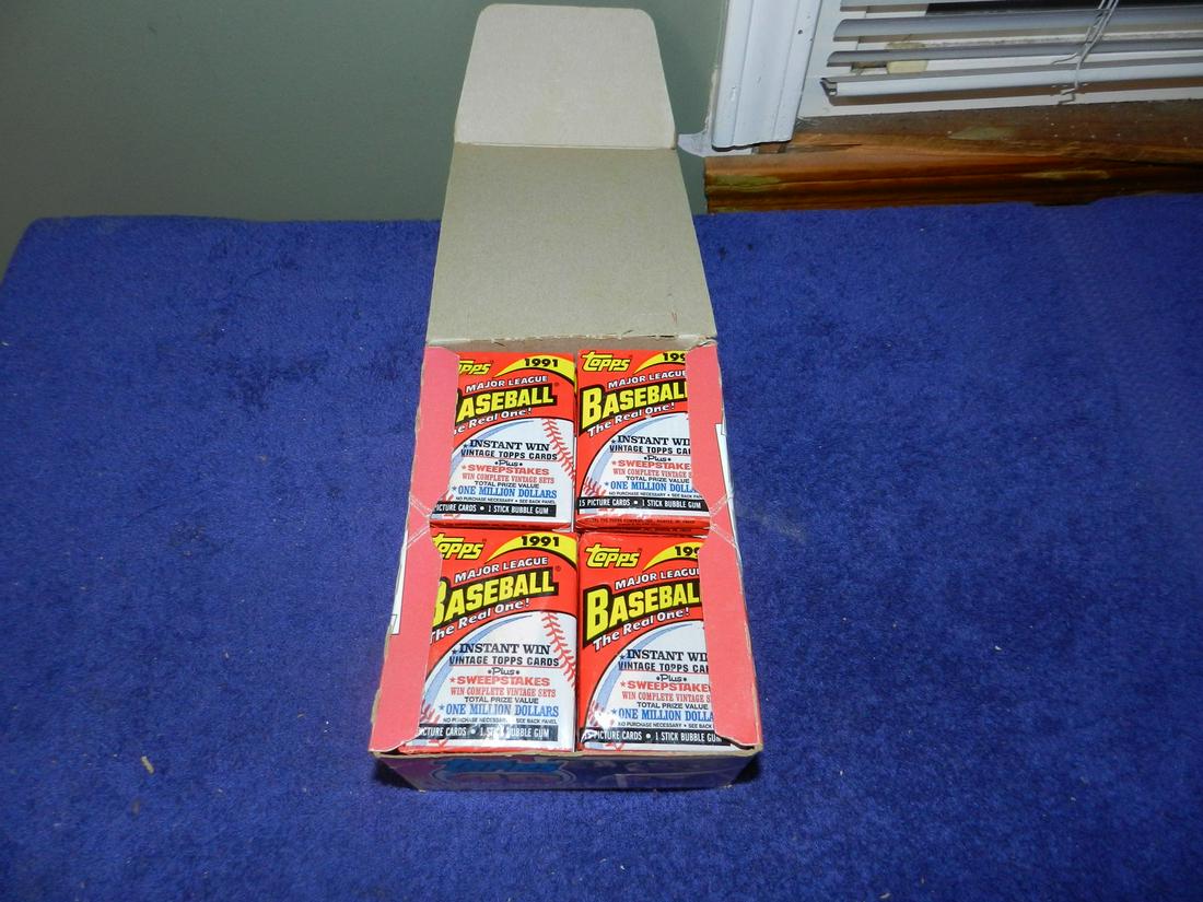 Full Retail Box 36 Sealed Packs 1991 Topps MLB Cards (1 of 1)