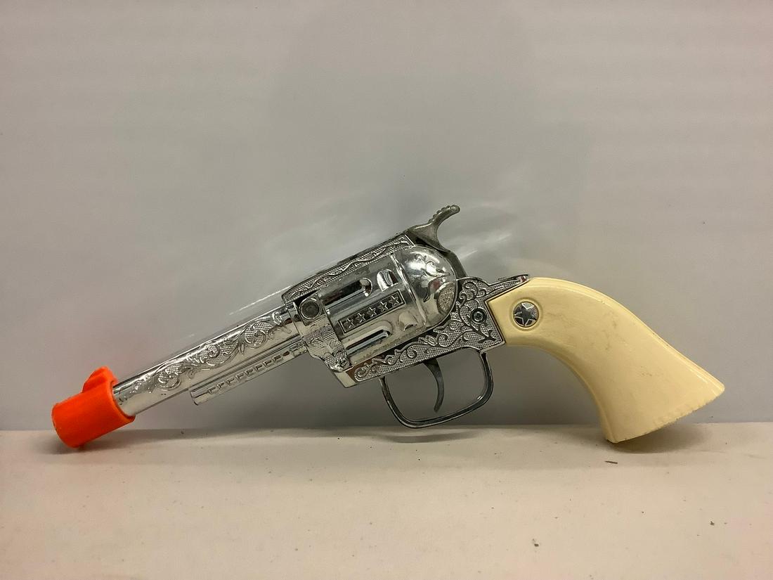 Toy cowboy gun: Toy cowboy gun