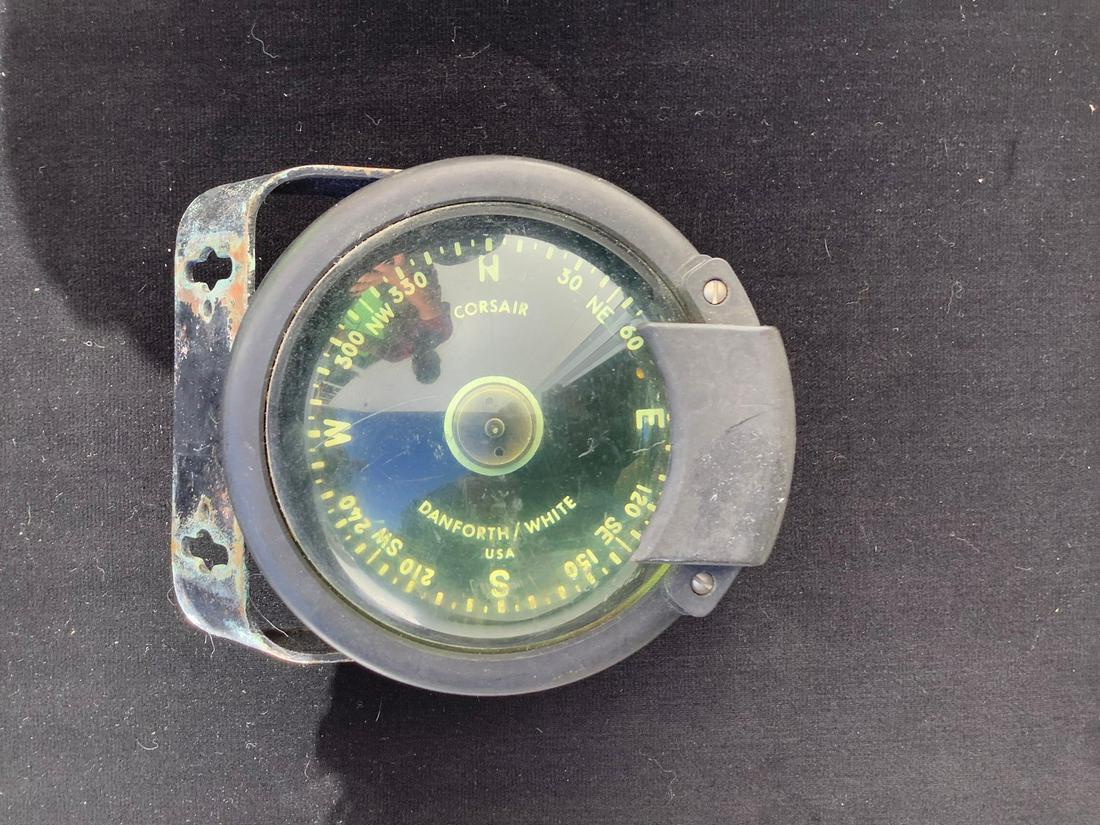 Vintage Compass: Vintage Compass