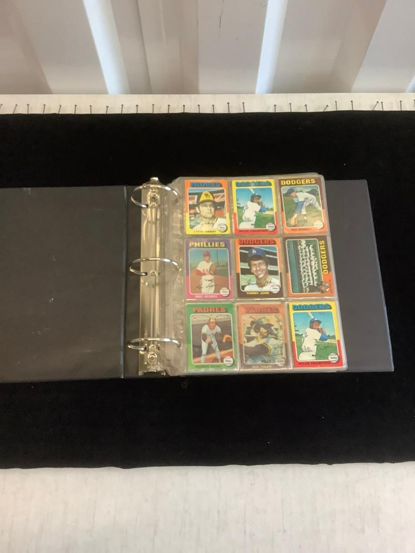 Binder full of vintage baseball cards (1 of 1)