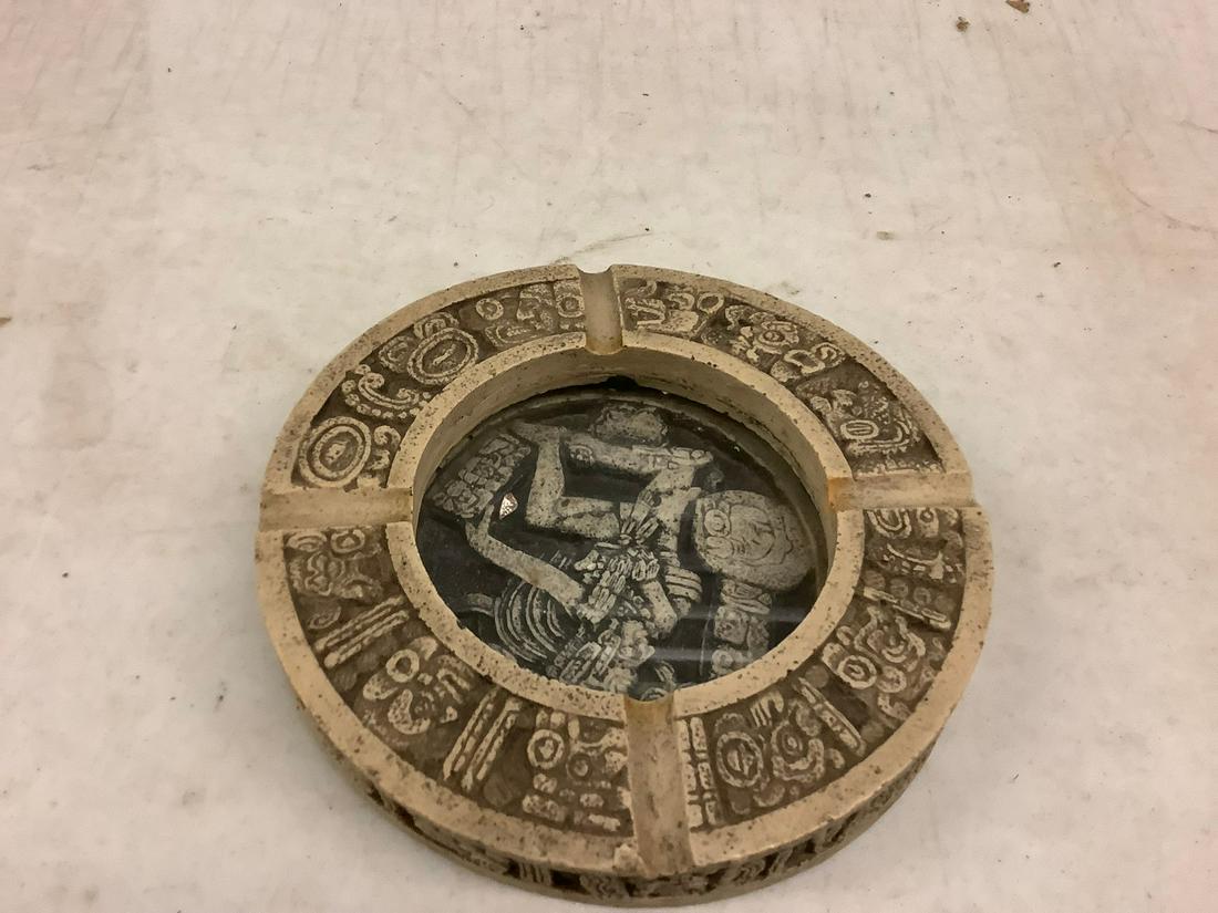 Decorative Ashtray: Decorative Ashtray