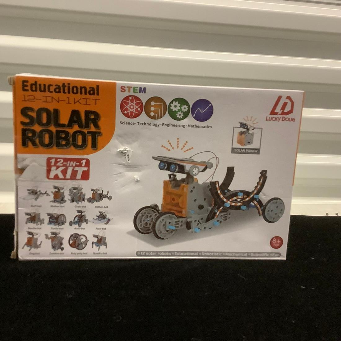Educational Solar Robot (1 of 1)