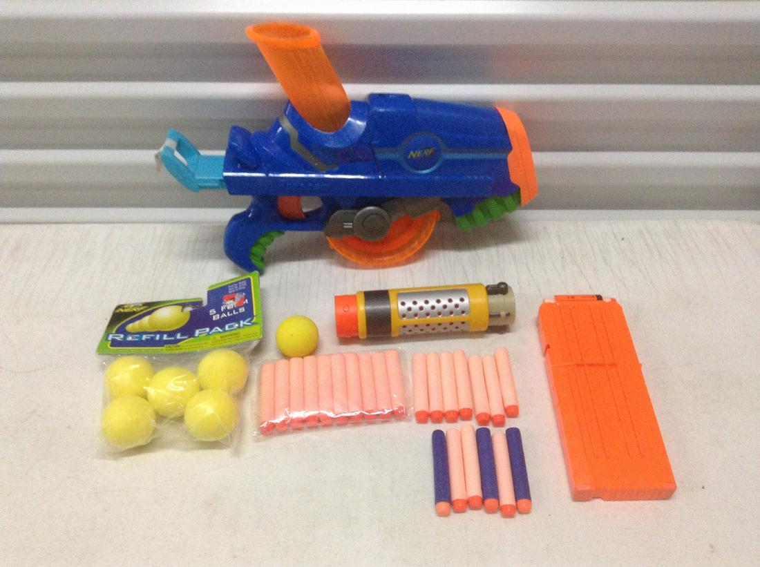 Nerf Gun and Accesories: Nerf Gun and Accesories