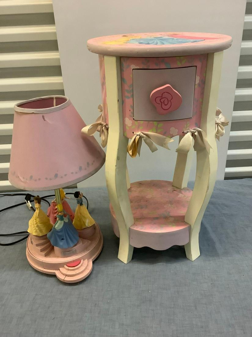 Disney Princess Nightstand and Lamp 23 in.: Disney Princess Nightstand and Lamp 23 in.