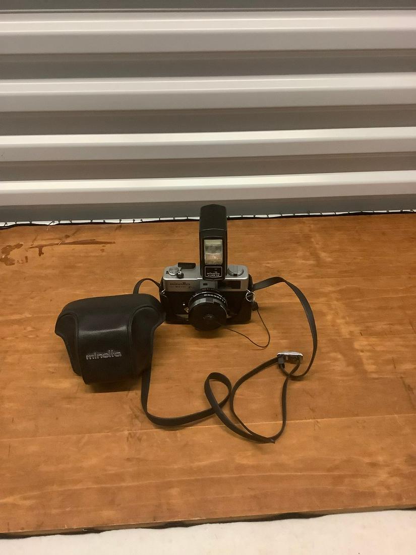 Minolta Auto 14 Hi Matic 7SII Camera (1 of 1)