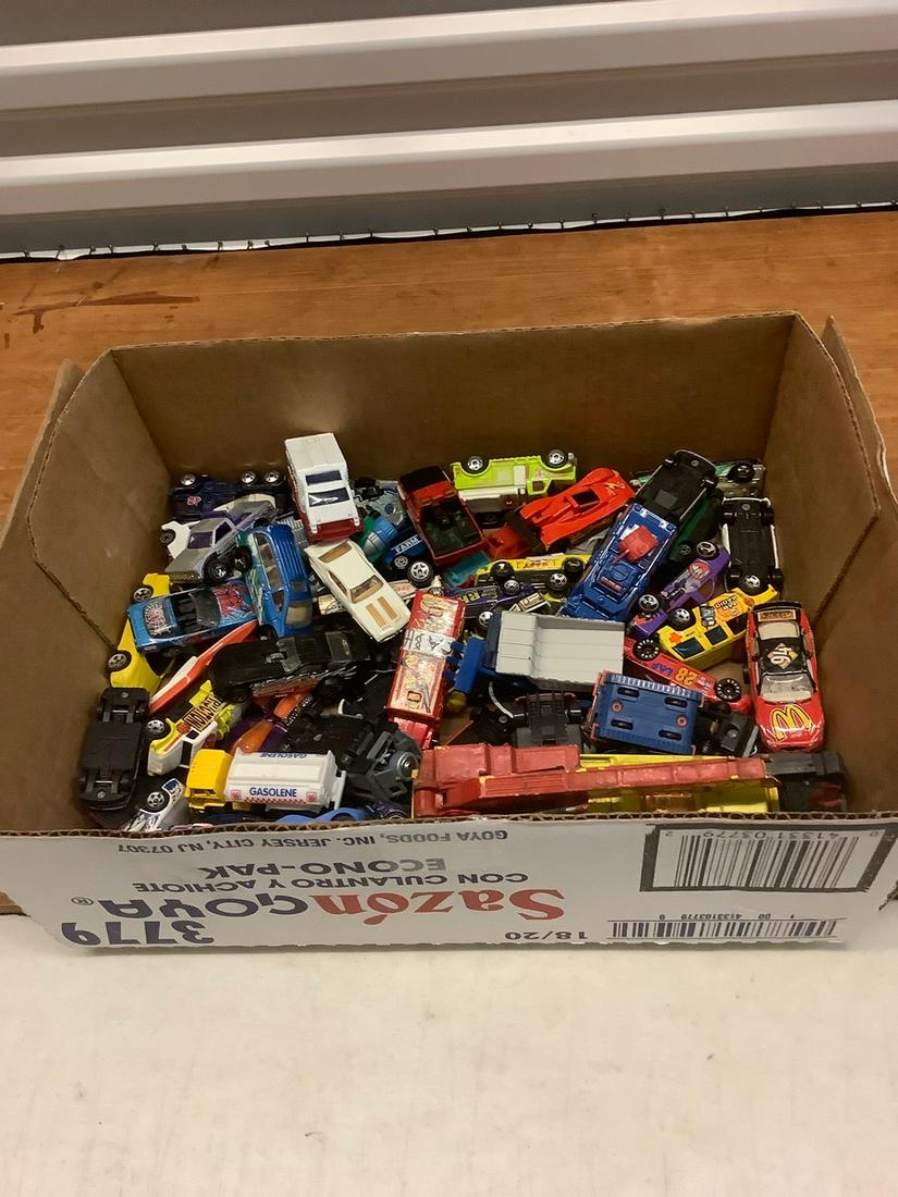 Lot of Matchbox, Hot Wheels and More: Lot of Matchbox, Hot Wheels and More