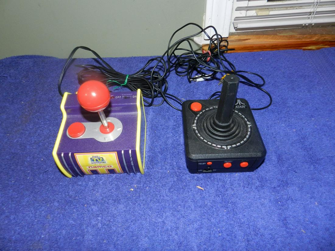 2 Plug & Play TV Games Atari Namco Classics (1 of 1)