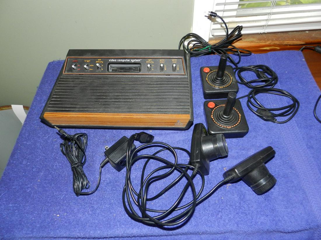 Vintage Atari 2600 Console Controllers Power Supply (1 of 1)