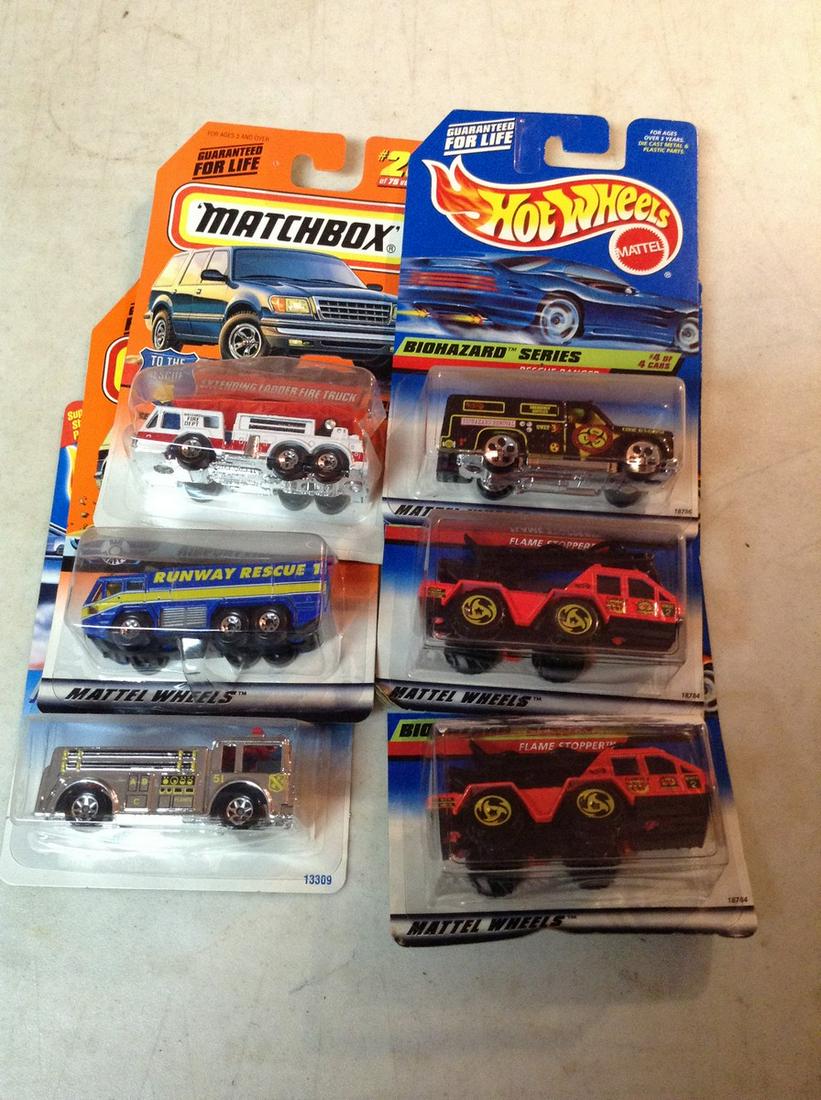 Lot of 6 matchbox and hot wheels new in box: Lot of 6 matchbox and hot wheels new in box