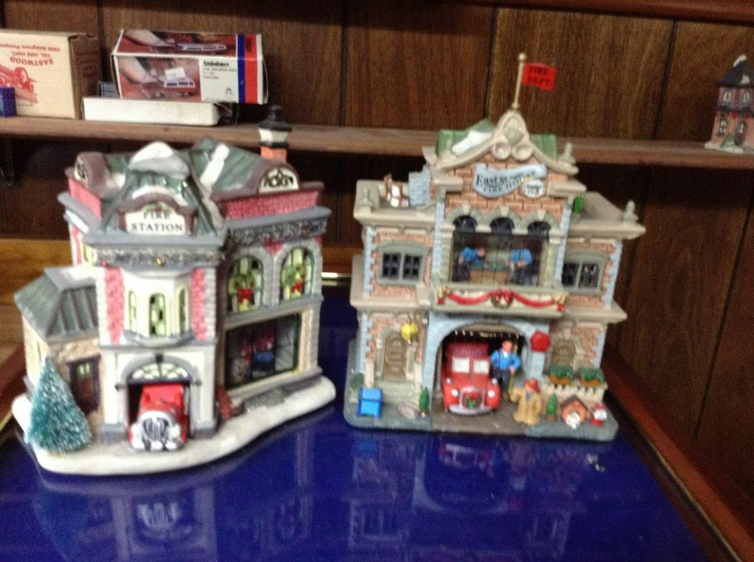Ceramic Christmas Villages: Ceramic Christmas Villages