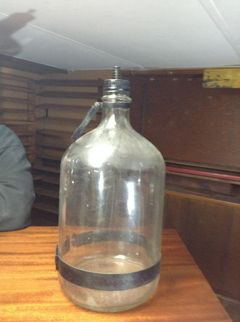 Vintage Drip Bottle: Vintage Drip Bottle