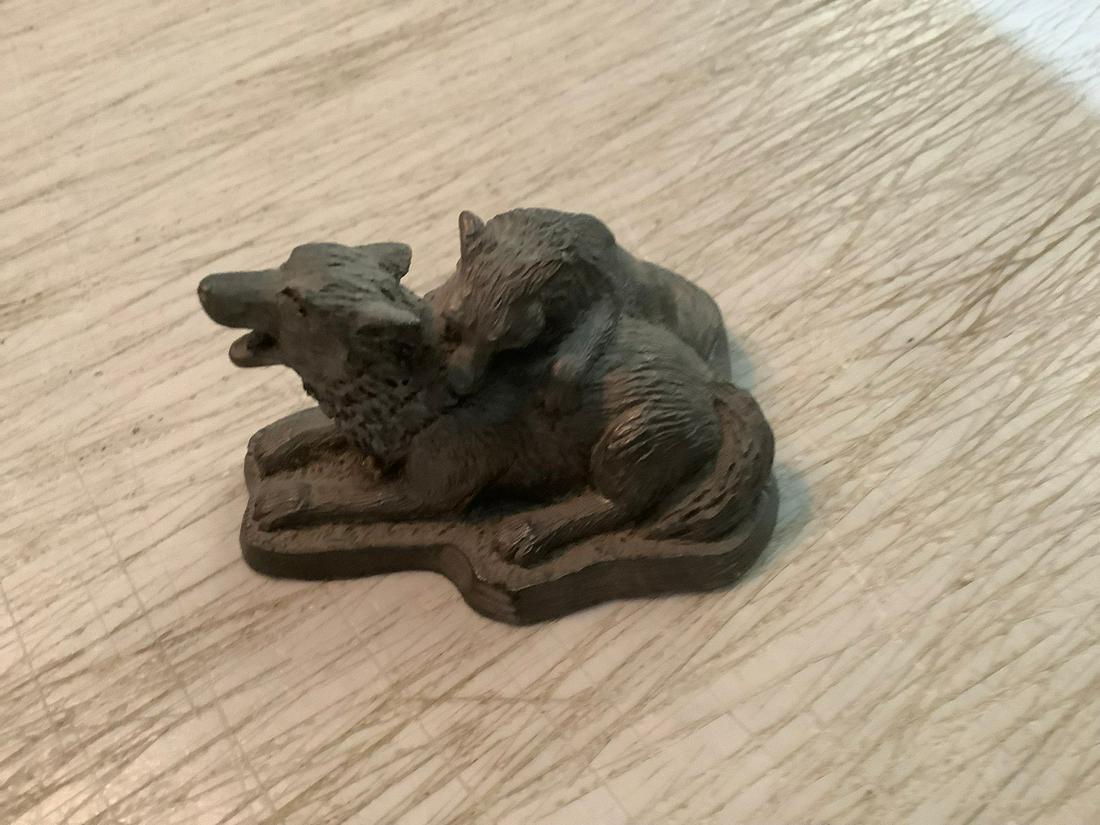 M.A. Ricker Signed Elephant Pewter Figurine 1.5x3 in.: M.A. Ricker Signed Elephant Pewter Figurine 1.5x3 in.