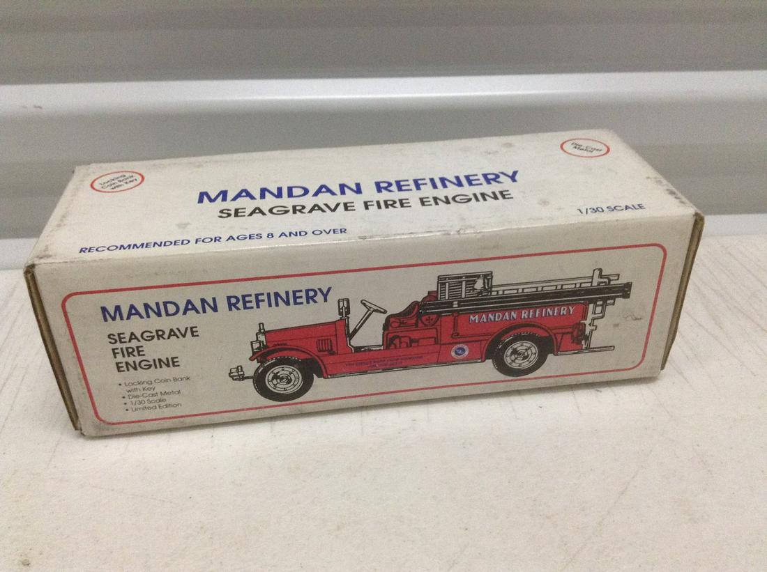 Ertl Mandan Refinery Seagrave Fire Engine Die Cast Bank (1 of 1)