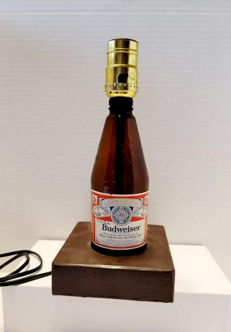 Vintage Budweiser Bottle Lamp Untested: Vintage Budweiser Bottle Lamp Untested