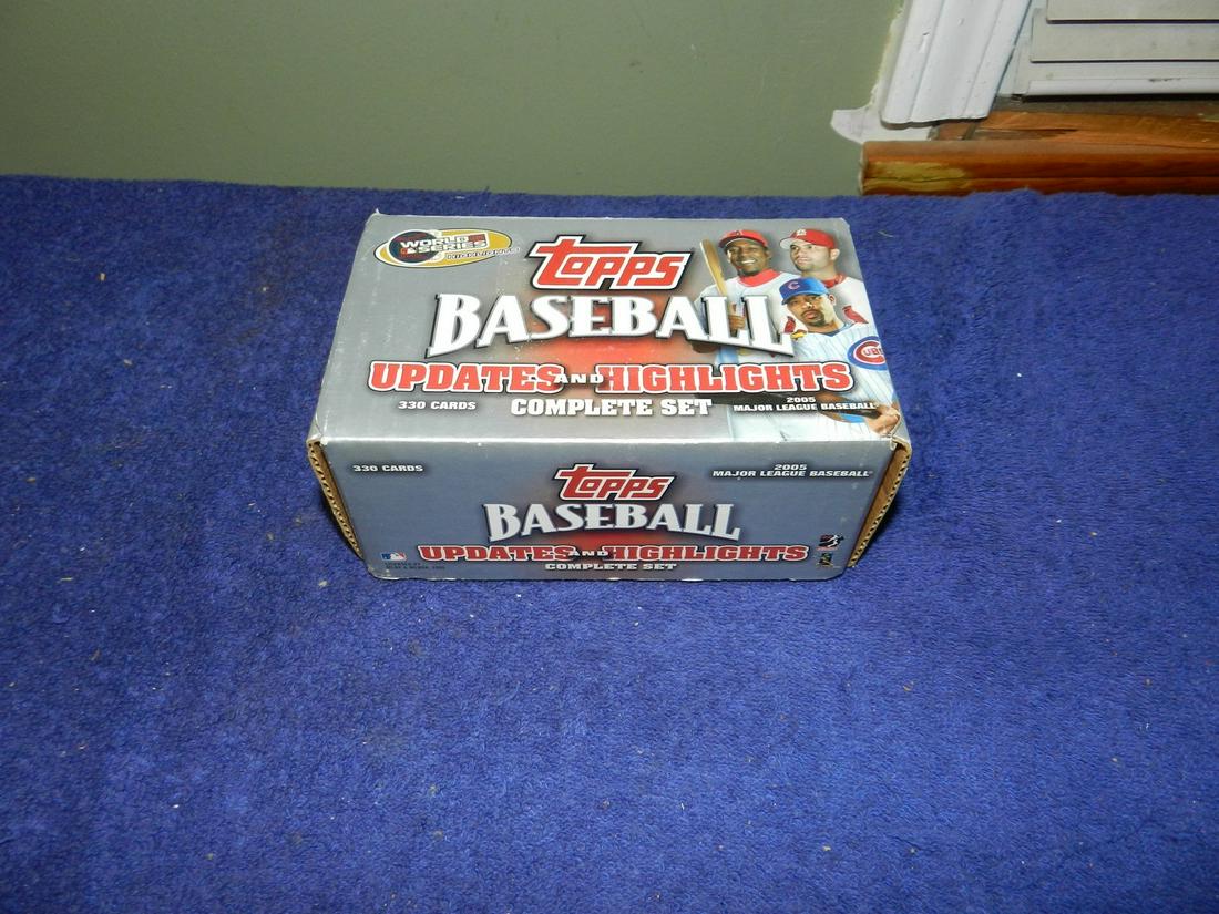 2005 Topps Baseball Updates & Highlights Set (1 of 1)
