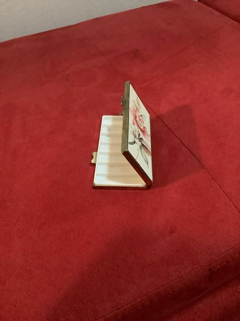 Vintage Pill Case (1 of 1)