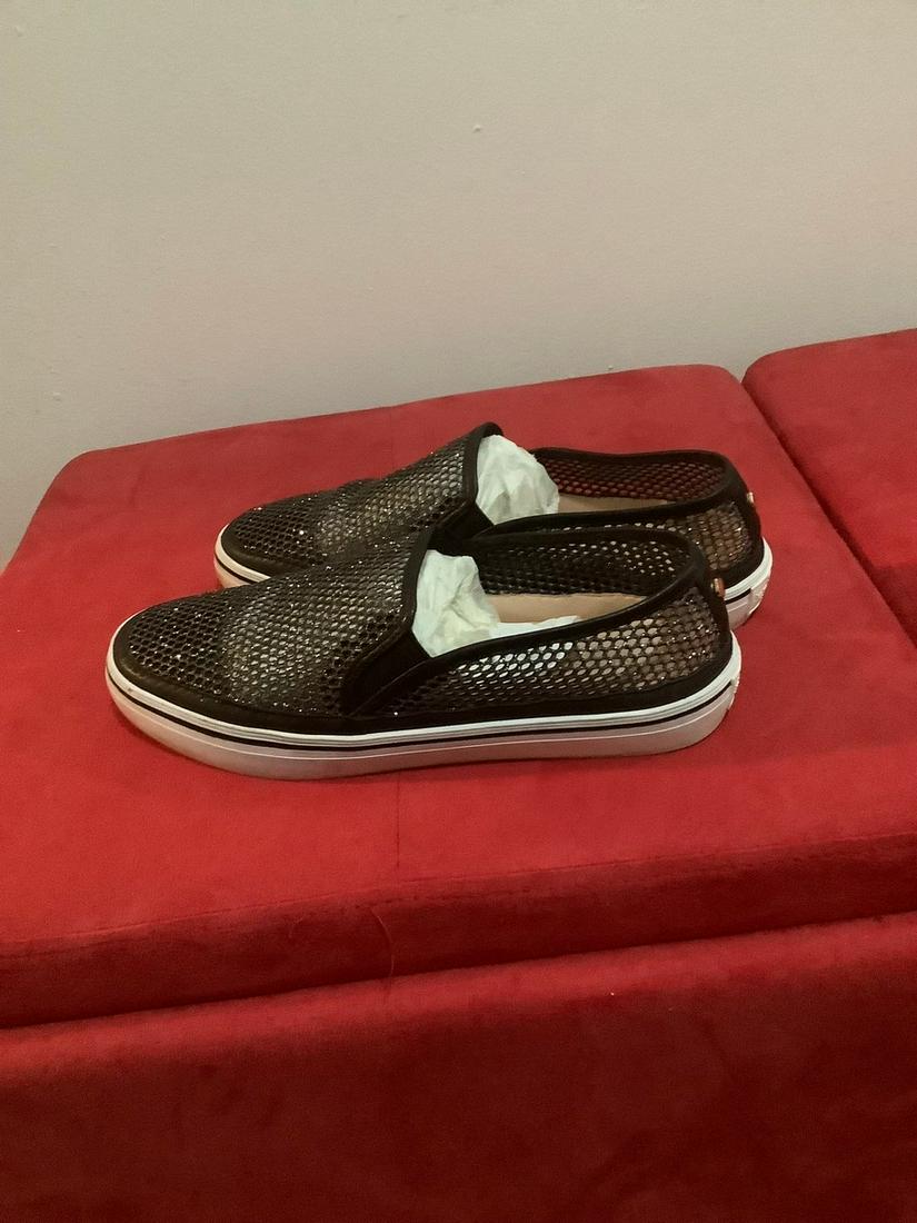 Kate Spade Sneaker Size Between 7/7.5: Kate Spade Sneaker Size Between 7/7.5