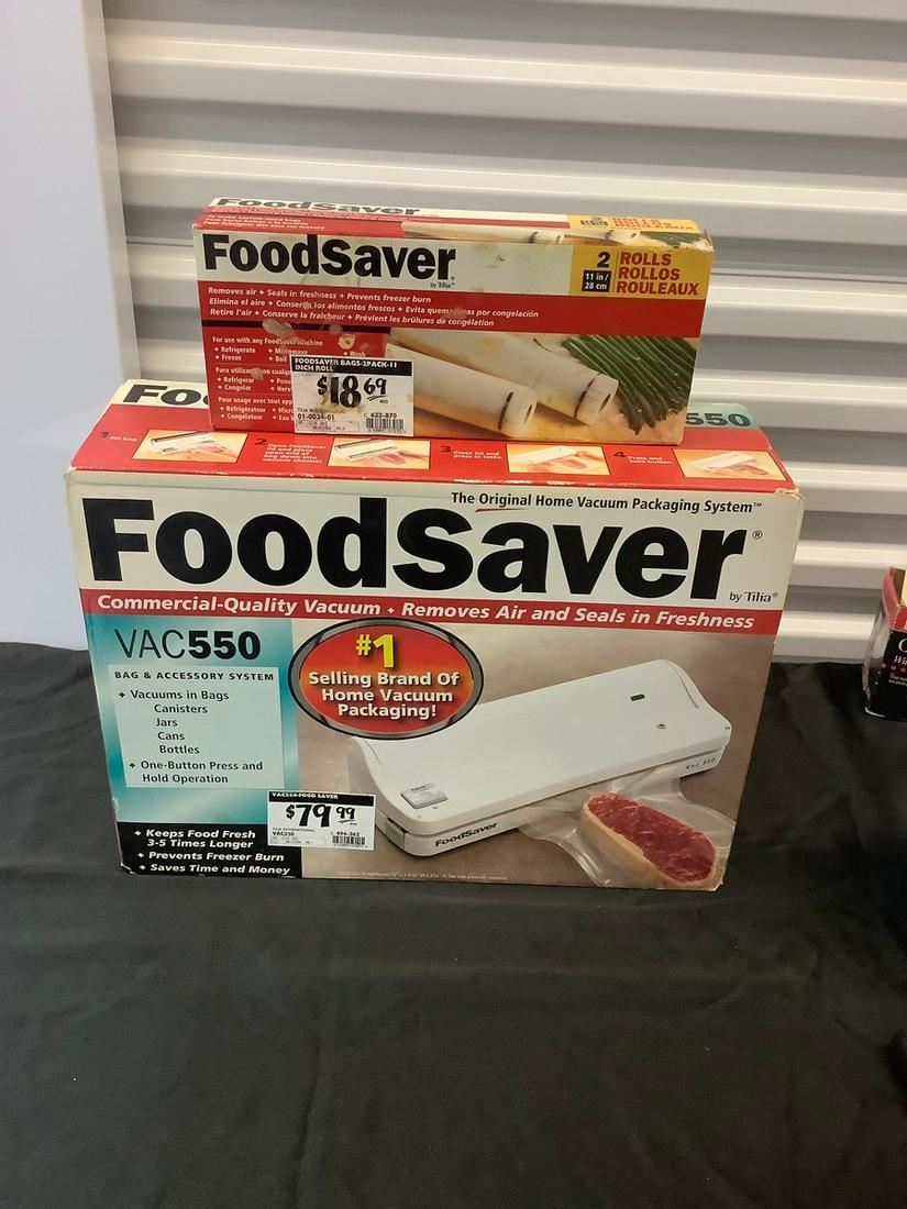Foodsaver VAC 550 with Extra Box of Rolls (1 of 1)