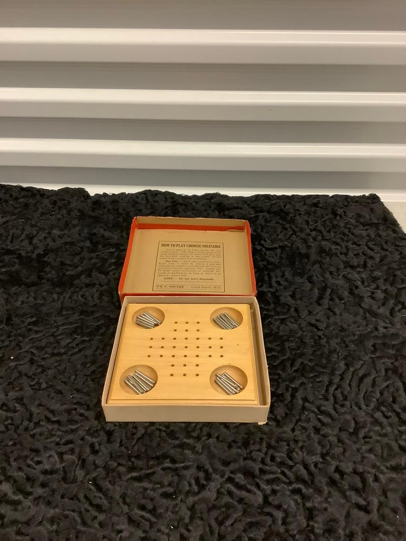 Vintage Game of Chinese Solitaire: Vintage Game of Chinese Solitaire