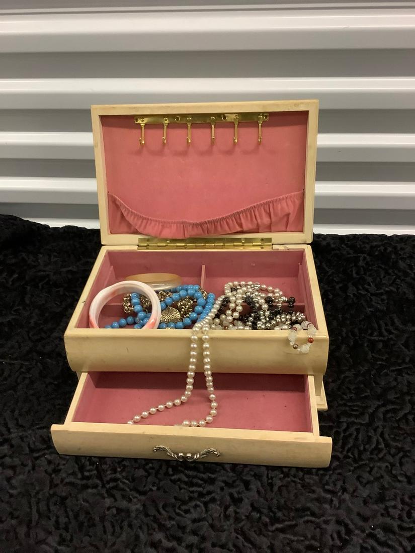 Jewelry Box with Vintage Jewelry: Jewelry Box with Vintage Jewelry