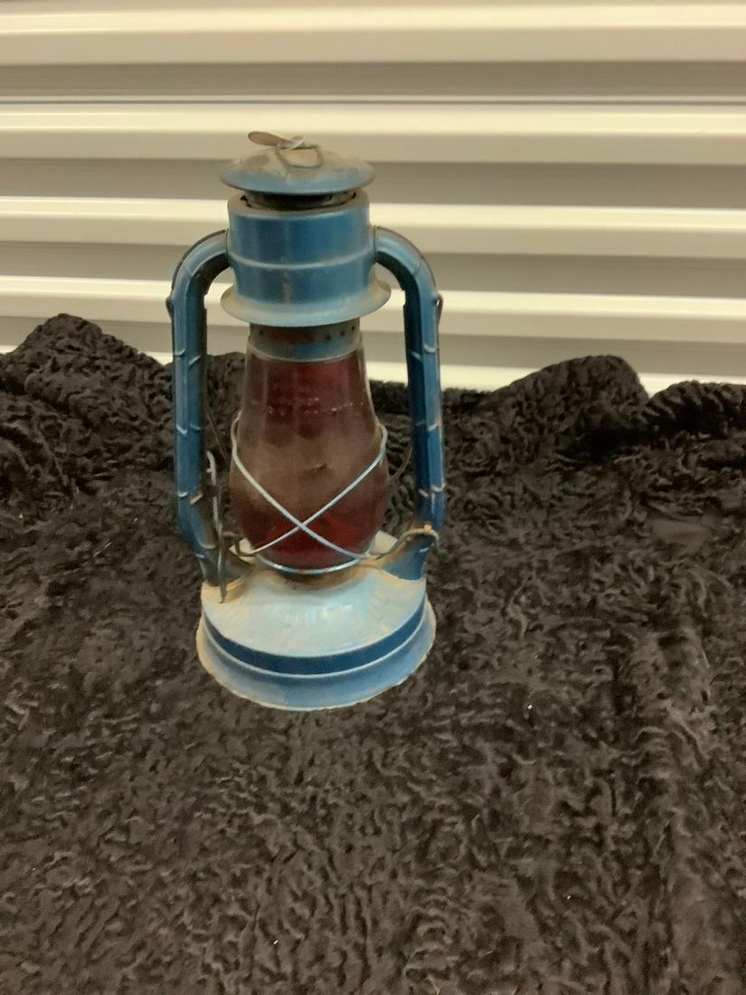 Dietz No. 2 Blizzard 1914 Lantern (1 of 1)
