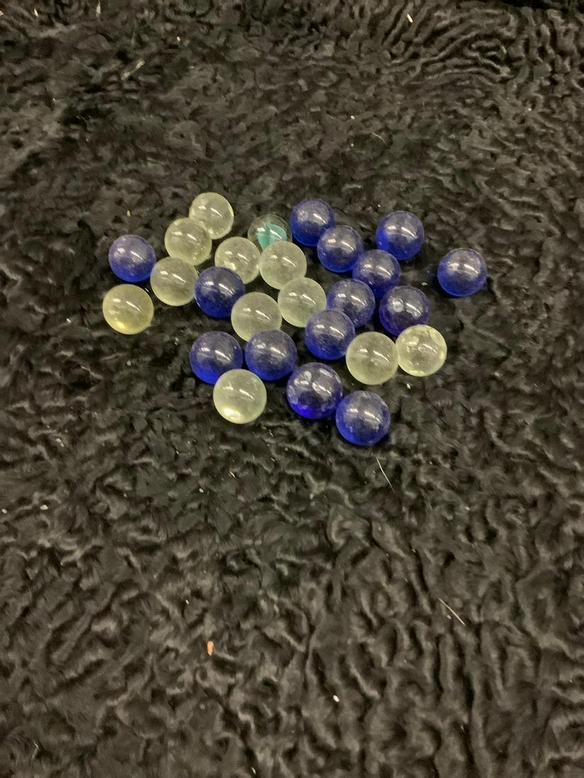 Lot of vintage marbles all shooters: Lot of vintage marbles all shooters