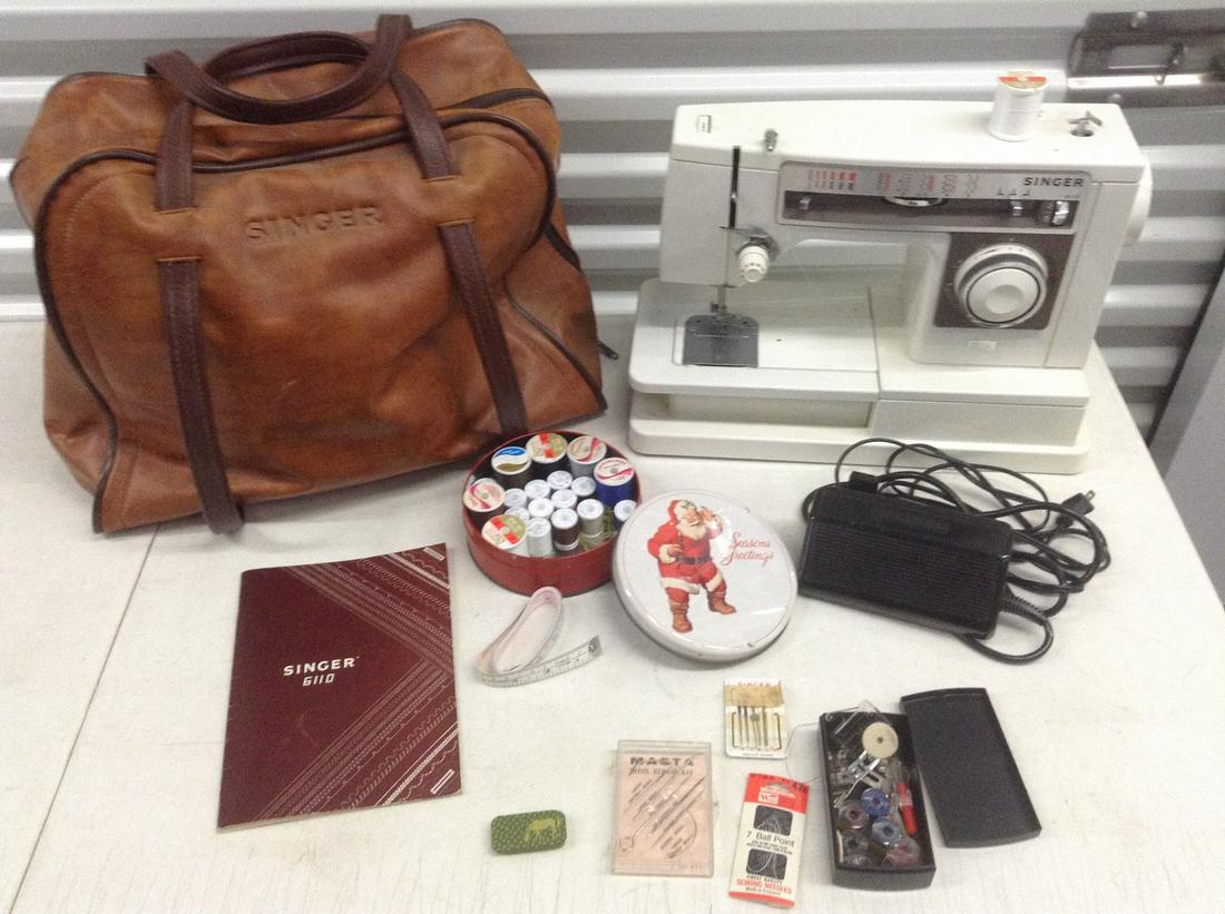 Vintage Singer Sewing Machine with Bag and vintage: Vintage Singer Sewing Machine with Bag and vintage sewing