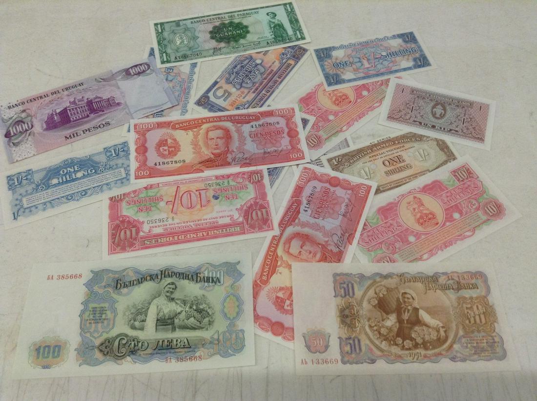 Foreign Paper Money: Foreign Paper Money