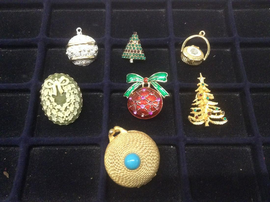 Vintage Estee Lauder Perfume Locket and Christmas Pins: Vintage Estee Lauder Perfume Locket and Christmas Pins