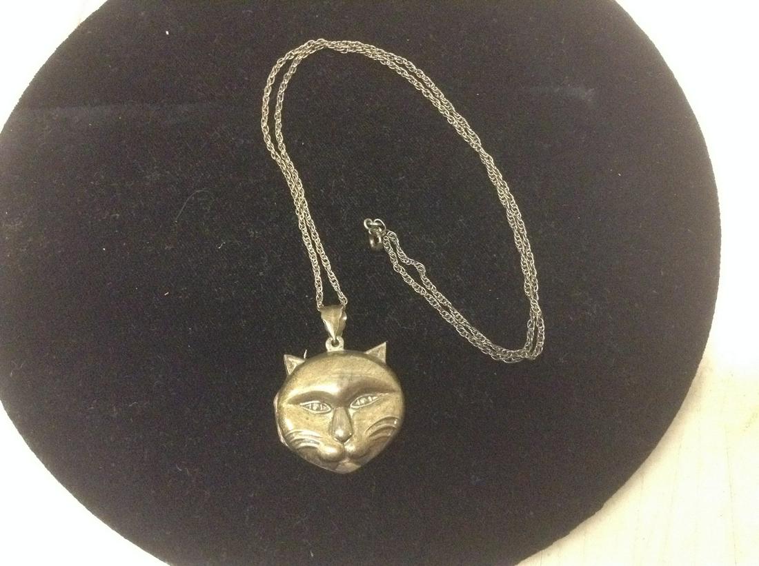 Marked 925 Cat Locket 1.5" and 925 Necklace 20": Marked 925 Cat Locket 1.5" and 925 Necklace 20"