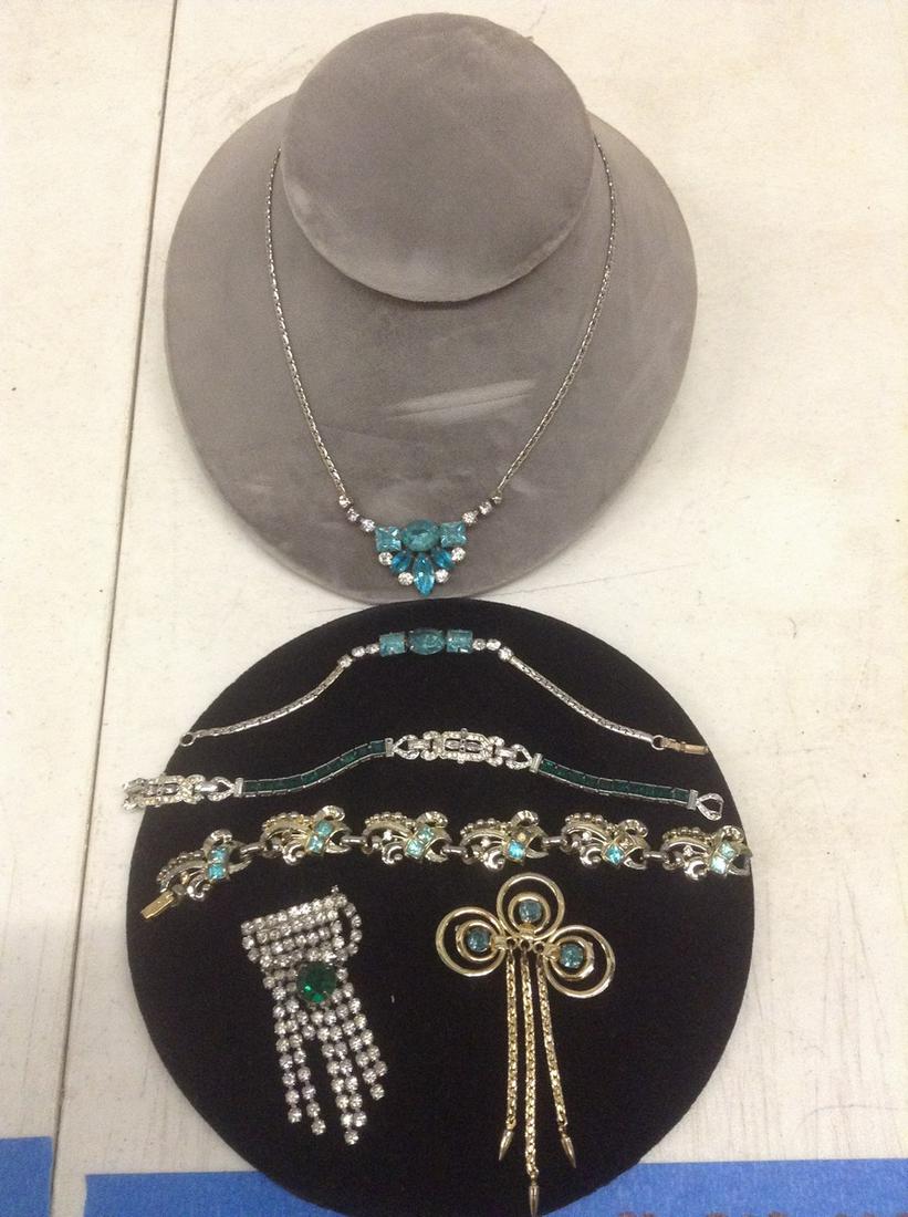 Vintage Rihinestone Jewelry one Signed Trifari: Vintage Rihinestone Jewelry one Signed Trifari