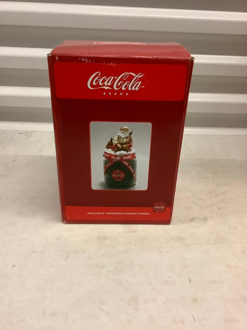 Coca Cola Decorative Holiday Candle (1 of 1)