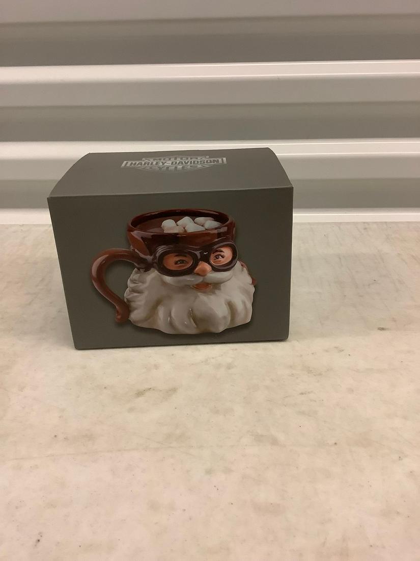 Harley Davidson Biker Santa Sculpted Mug: Harley Davidson Biker Santa Sculpted Mug