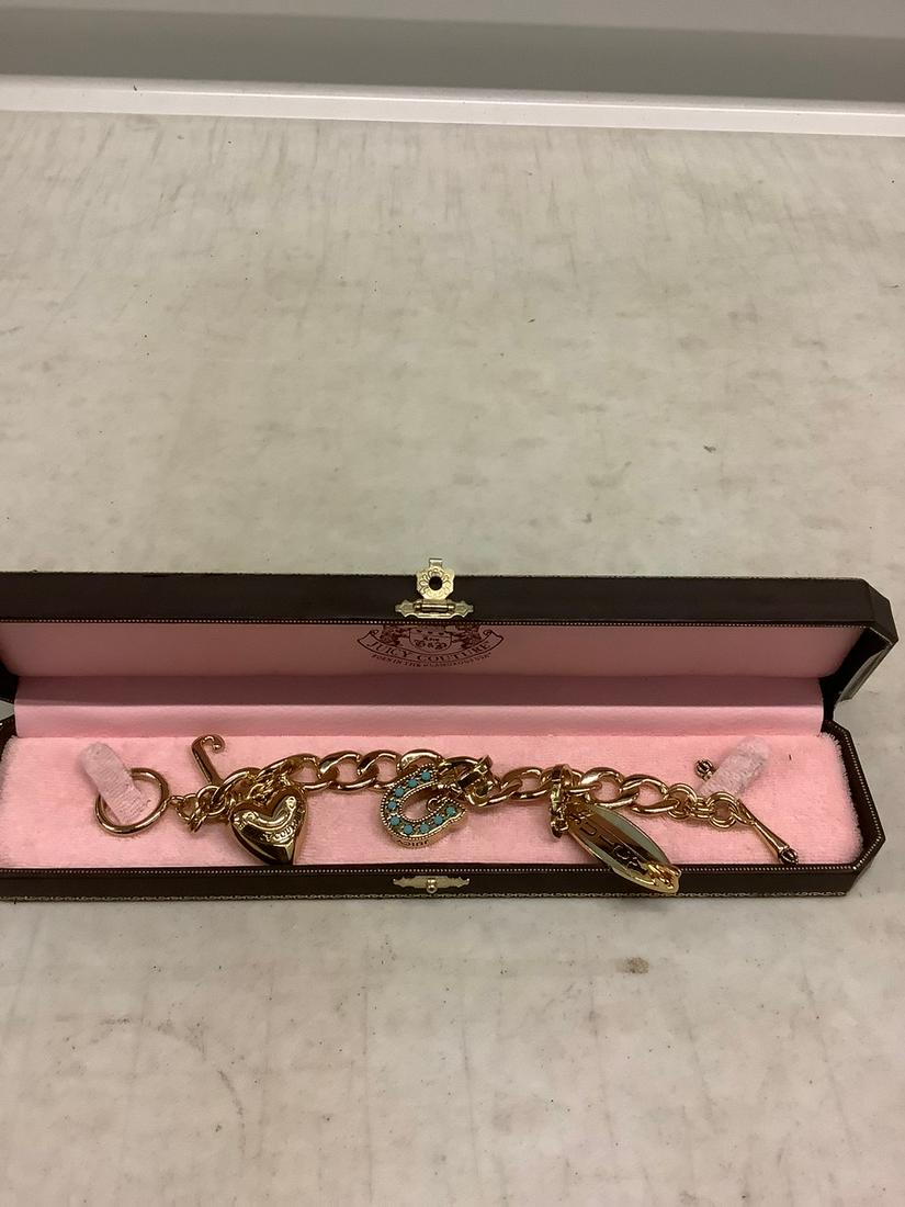 "Juicy Couture" Charms Bracelet (1 of 1)