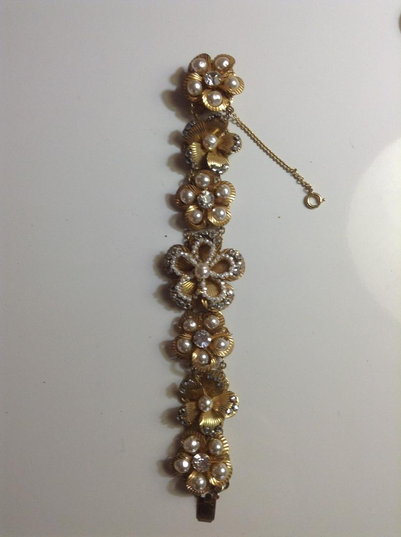 Vintage Signed Miriam Haskell Bracelet (1 of 1)