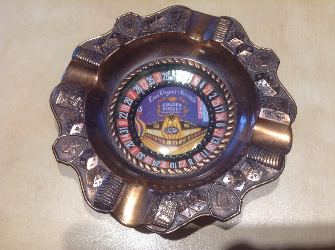 Golden Nugget Roulette Wheel Ashtray: Golden Nugget Roulette Wheel Ashtray
