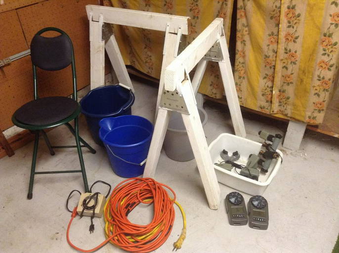 Sawhorses, buckets, Extension cords & more Dec 14, 2021 Emanon