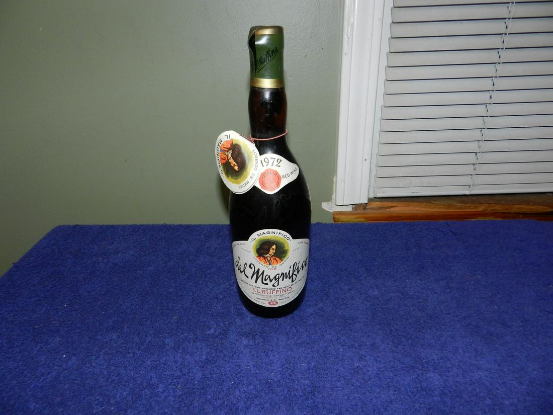 1972 del Magnifico Il Ruffino Chianti Wine Sealed: 1972 del Magnifico Il Ruffino Chianti Wine Sealed