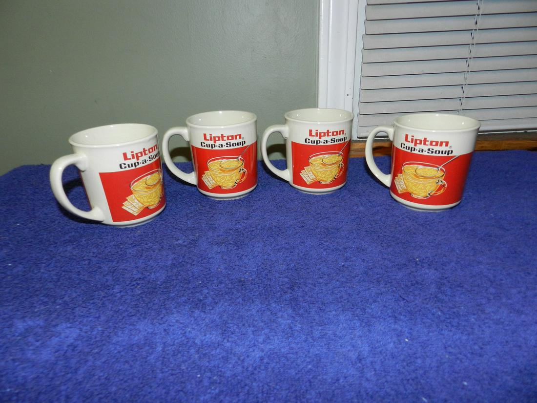 Set of 4 vintage Lipton Cup-a-Soup Mugs: Set of 4 vintage Lipton Cup-a-Soup Mugs