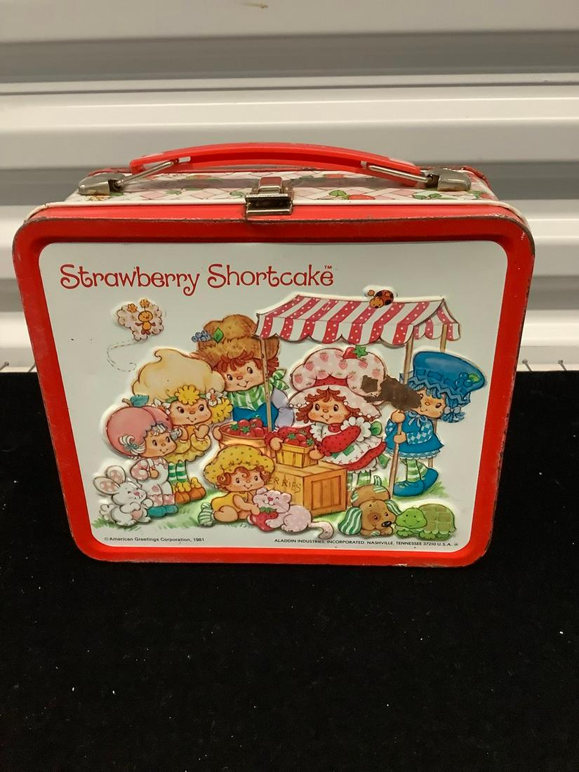 Aladdin industries strawberry shortcake lunchbox: Aladdin industries strawberry shortcake lunchbox