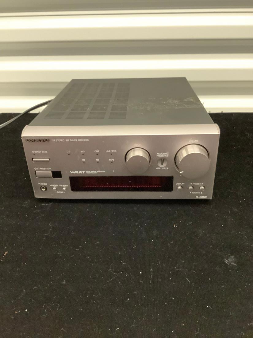 Onkyo R-805X receiver amplifier (1 of 1)