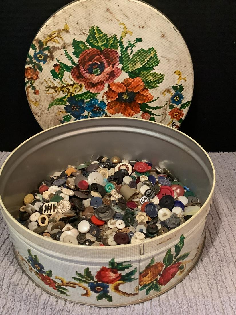 Tin with Old Buttons and Thimble: Tin with Old Buttons and Thimble