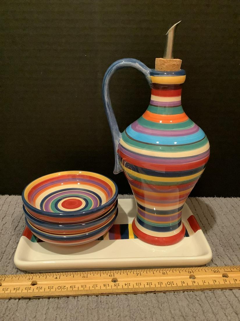 Hav ara Olive Oil dispenser, Hands painted collection (1 of 1)